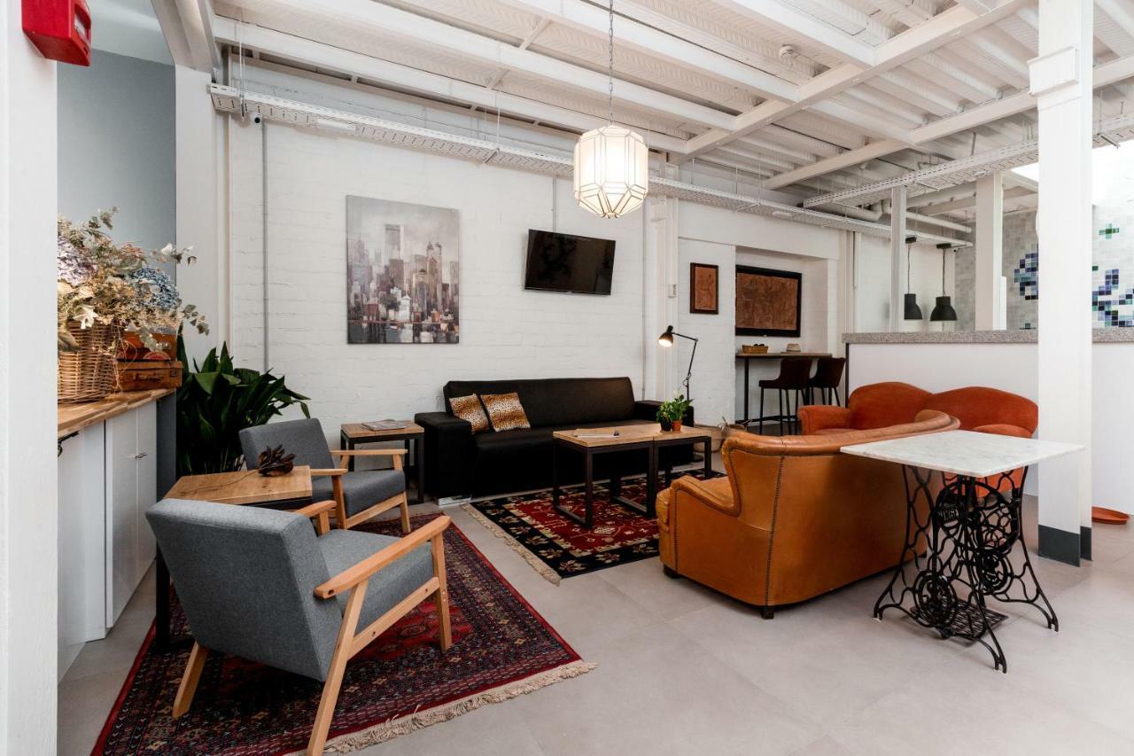 Nut Hostel